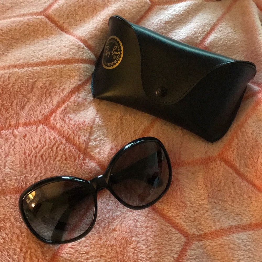 Women’s Big Black Ray Bans